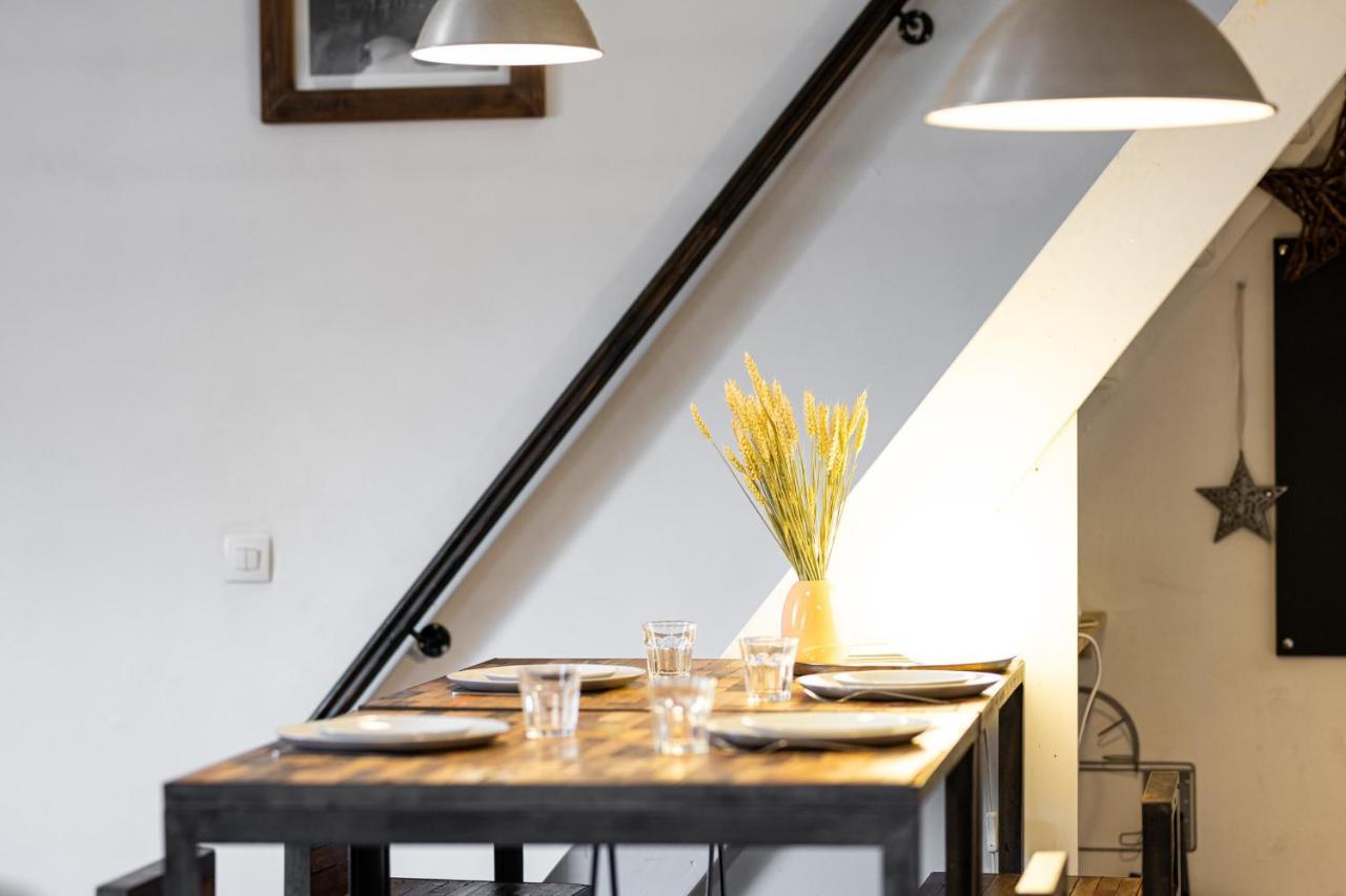 Appartamento Le Philosophe - Flat In The Heart Of Annecy'S Old Town Esterno foto